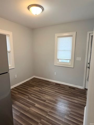 516 N Logan Street, Mishawaka, IN 46545