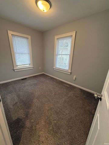 516 N Logan Street, Mishawaka, IN 46545