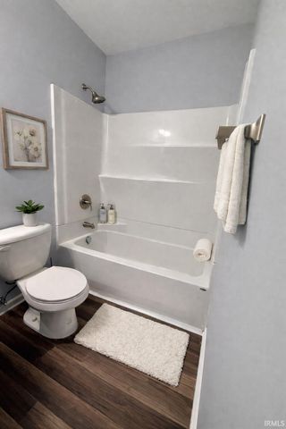 516 N Logan Street, Mishawaka, IN 46545