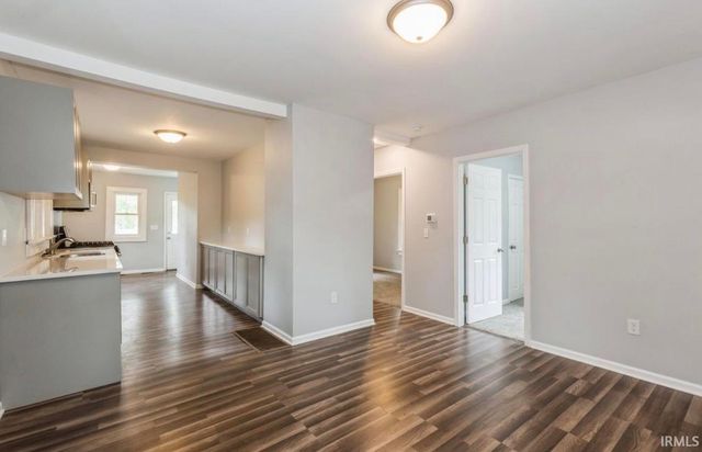 516 N Logan Street, Mishawaka, IN 46545