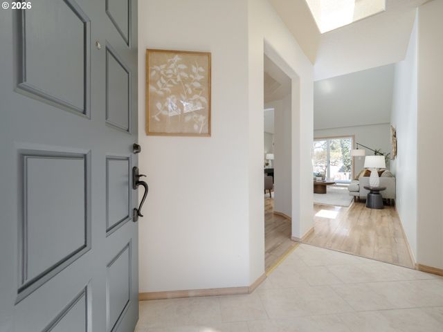 18283 Sw JANN Dr, Beaverton, OR 97003