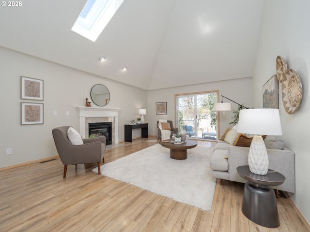 18283 Sw JANN Dr, Beaverton, OR 97003