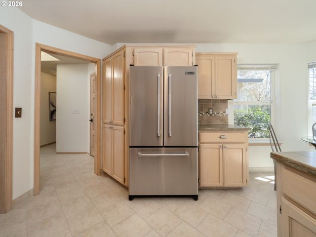 18283 Sw JANN Dr, Beaverton, OR 97003