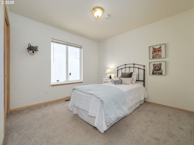 18283 Sw JANN Dr, Beaverton, OR 97003