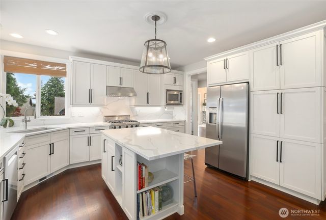 2418 83rd Street NW, Gig Harbor, WA 98332