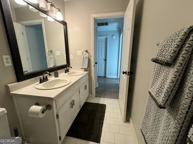 335 Butterfield Lane, Fayetteville, GA 30214