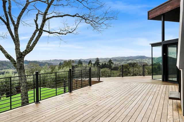 5232 Maacama Ridge Rd, Healdsburg, CA 95448