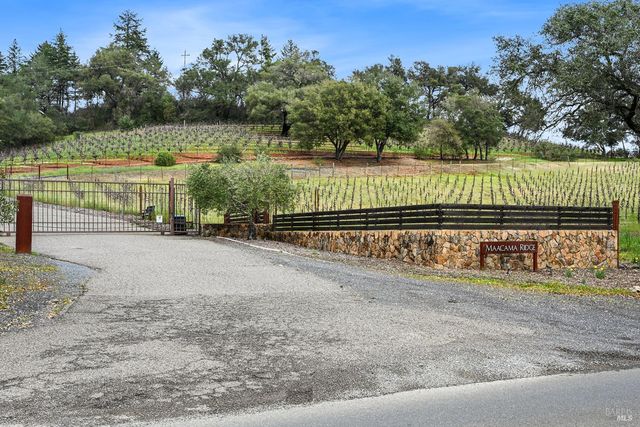 5232 Maacama Ridge Rd, Healdsburg, CA 95448