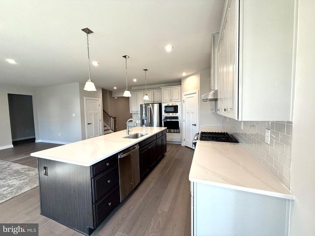 1126 MILES CT, Cheltenham, PA 19012