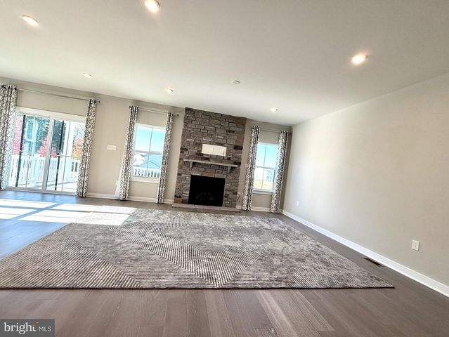 1126 MILES CT, Cheltenham, PA 19012