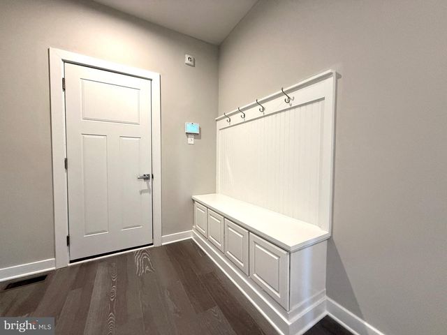 1126 MILES CT, Cheltenham, PA 19012