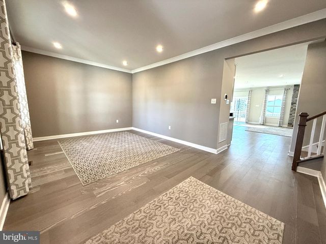 1126 MILES CT, Cheltenham, PA 19012