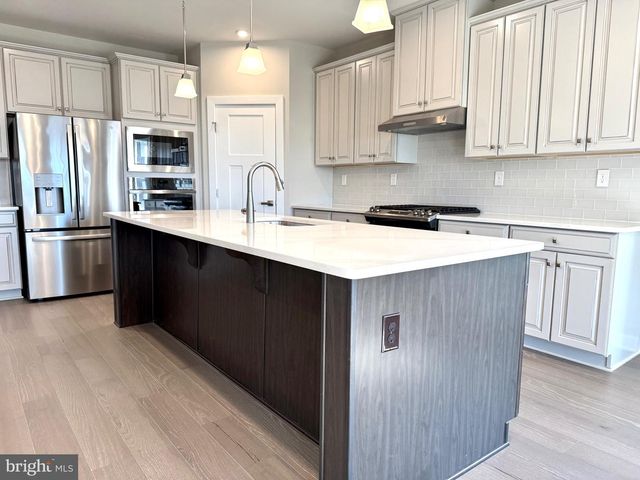 1126 MILES CT, Cheltenham, PA 19012