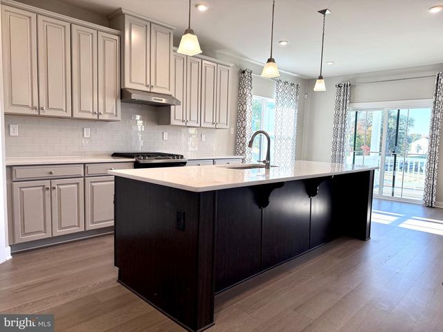 1126 MILES CT, Cheltenham, PA 19012