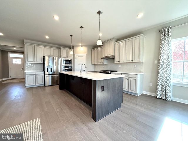 1126 MILES CT, Cheltenham, PA 19012