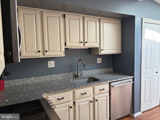 4 WILLOW CT, Downingtown, PA 19335