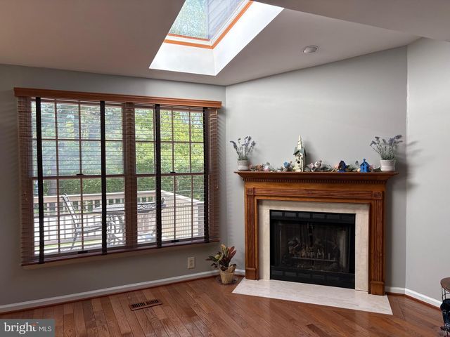 4 WILLOW CT, Downingtown, PA 19335