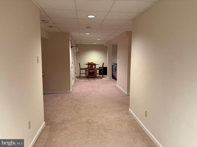 4 WILLOW CT, Downingtown, PA 19335