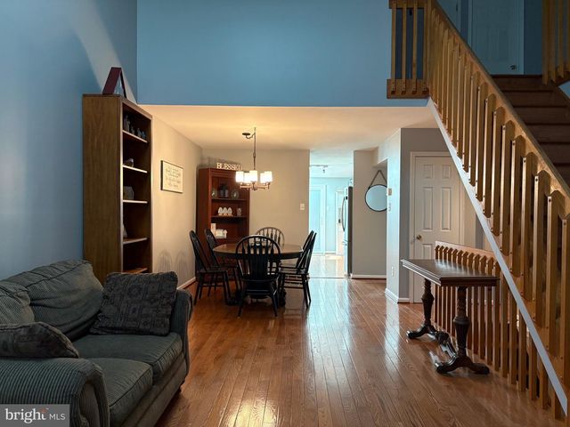 4 WILLOW CT, Downingtown, PA 19335
