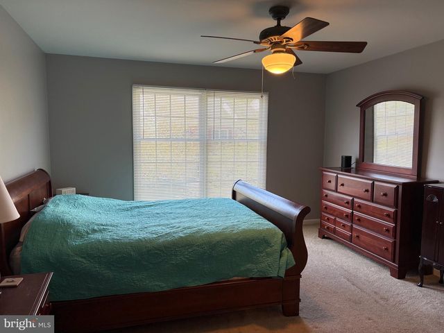 4 WILLOW CT, Downingtown, PA 19335