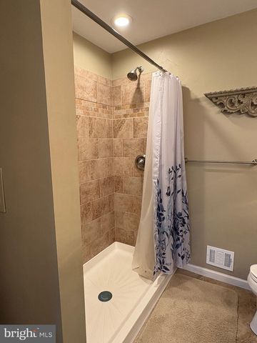 4 WILLOW CT, Downingtown, PA 19335