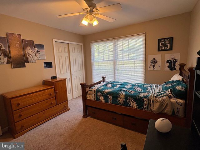 4 WILLOW CT, Downingtown, PA 19335