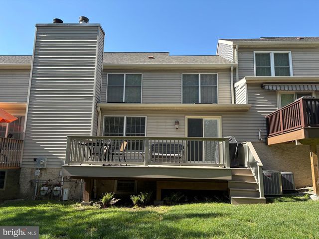 4 WILLOW CT, Downingtown, PA 19335