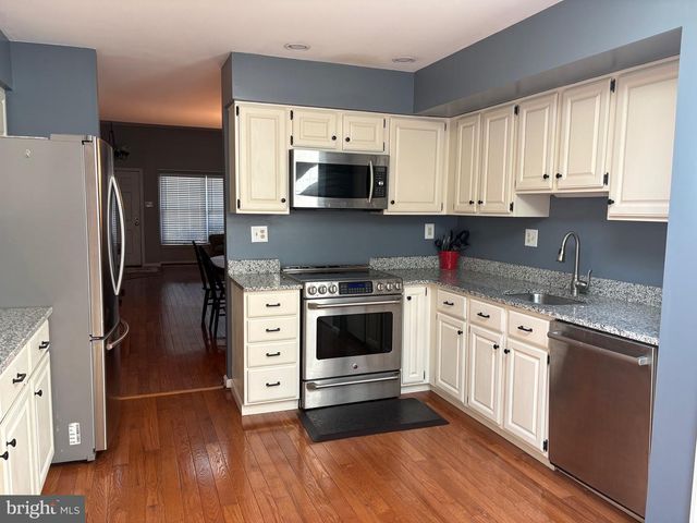 4 WILLOW CT, Downingtown, PA 19335