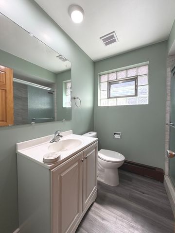 6637 S Whipple Street 2, Chicago, IL 60629