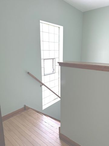 6637 S Whipple Street 2, Chicago, IL 60629