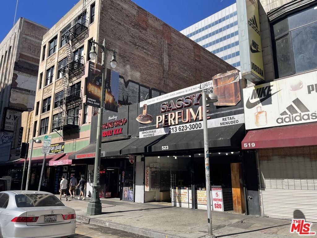 523 & 525 S Broadway, Los Angeles, CA 90013 — photo 3