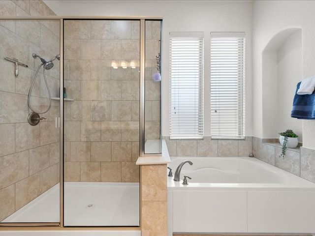 4701 Gladiola Court, Mansfield, TX 76063