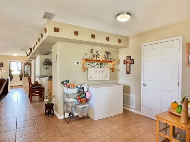 2334 CR 464, Elgin, TX 78621