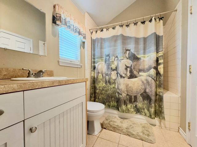 2334 CR 464, Elgin, TX 78621