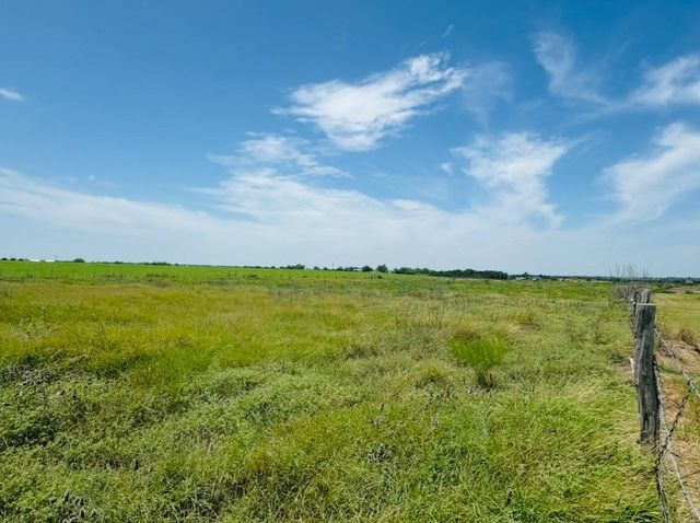 2334 CR 464, Elgin, TX 78621