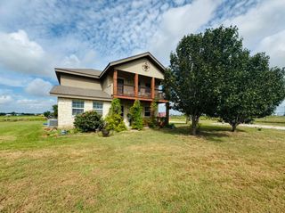 2334 CR 464, Elgin, TX 78621