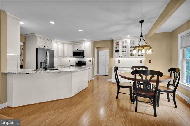 128 MACINTOSH DR, Palmyra, PA 17078