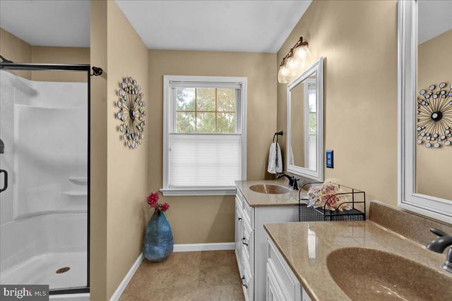 128 MACINTOSH DR, Palmyra, PA 17078