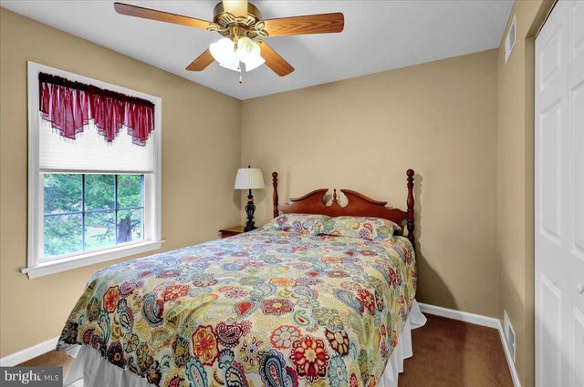 128 MACINTOSH DR, Palmyra, PA 17078