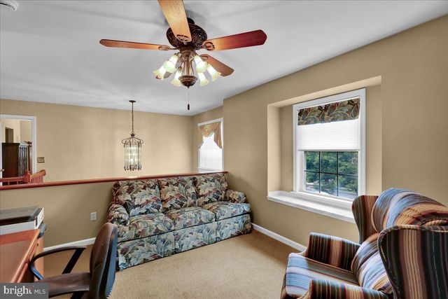 128 MACINTOSH DR, Palmyra, PA 17078