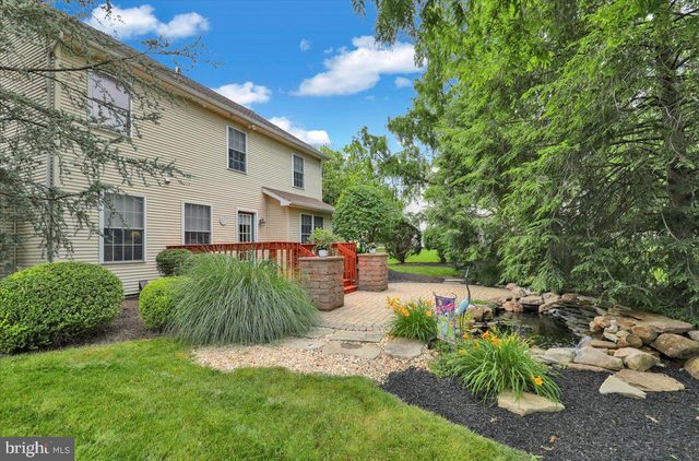 128 MACINTOSH DR, Palmyra, PA 17078