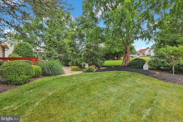 128 MACINTOSH DR, Palmyra, PA 17078
