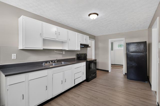 355 Woodlawn Avenue, Columbus, OH 43228