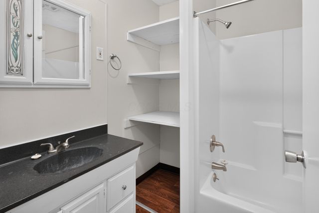 355 Woodlawn Avenue, Columbus, OH 43228