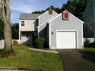 54 Turnberry Circle, Toms River, NJ 08753