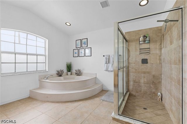 1932 SW 2nd PL, Cape Coral, FL 33991