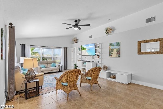 1932 SW 2nd PL, Cape Coral, FL 33991