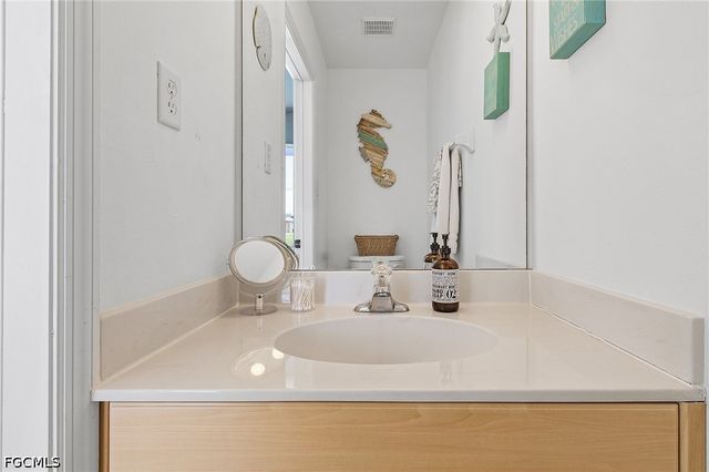 1932 SW 2nd PL, Cape Coral, FL 33991