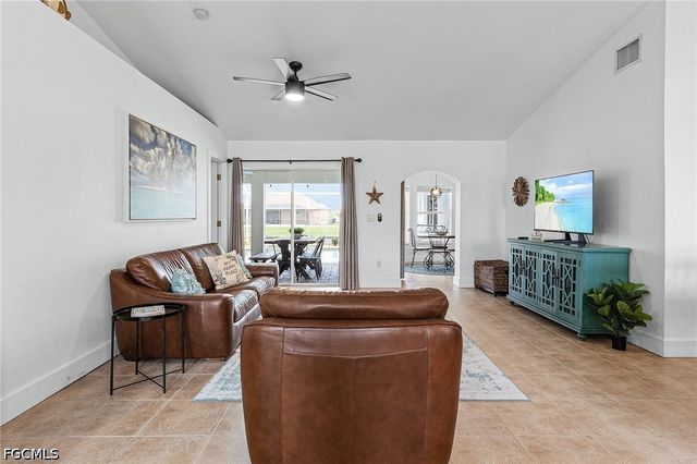 1932 SW 2nd PL, Cape Coral, FL 33991