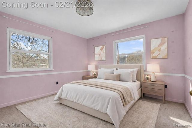 911 S Duck Lake Road, Milford, MI 48381